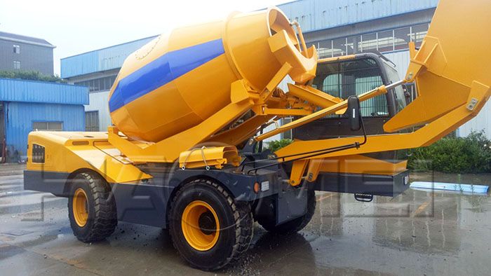 How to Choose Self Loading Concrete Mixer Truck