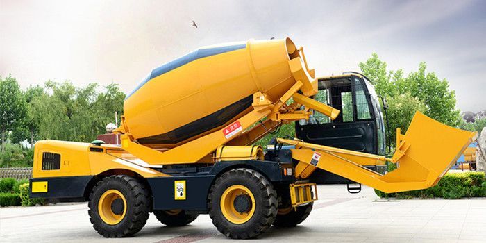 What Is The Configuration of Self Loading Concrete Mixer for Sale