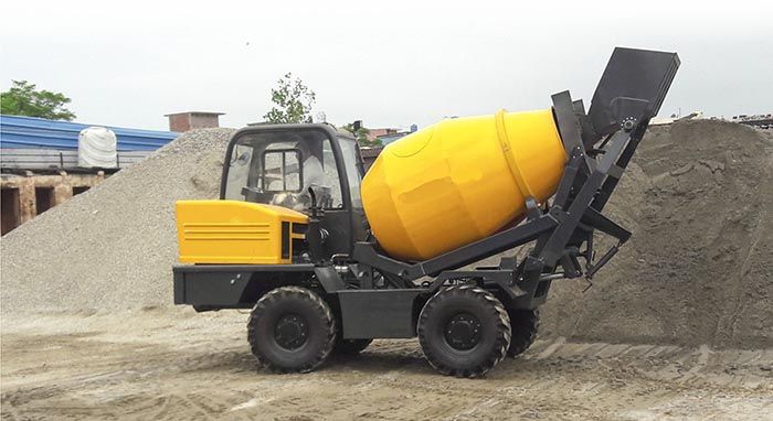 The Pros and Cons of Self Loading Concrete Mixer Truck
