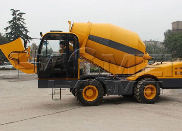 Self Loading Concrete Mixer for Sale in Ghana