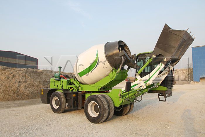 self loading transit mixer.jpg