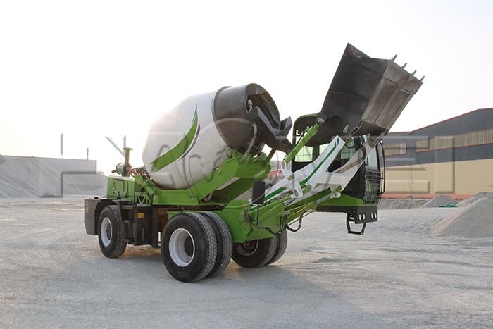 The Highlight of Self Loading Concrete Mixer