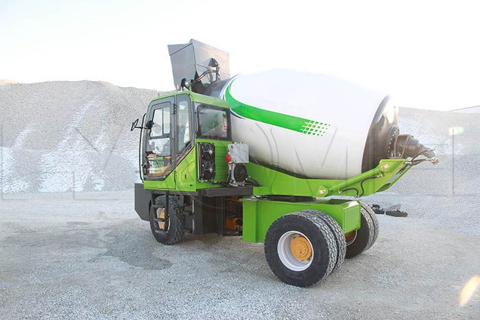 How to Prevent Corrosion of Self Concrete Mixer Truck’s Water Tank