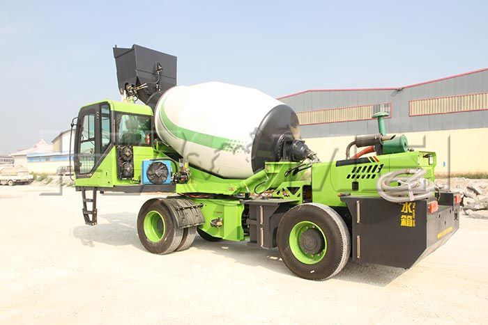 self loading concrete mixers.jpg