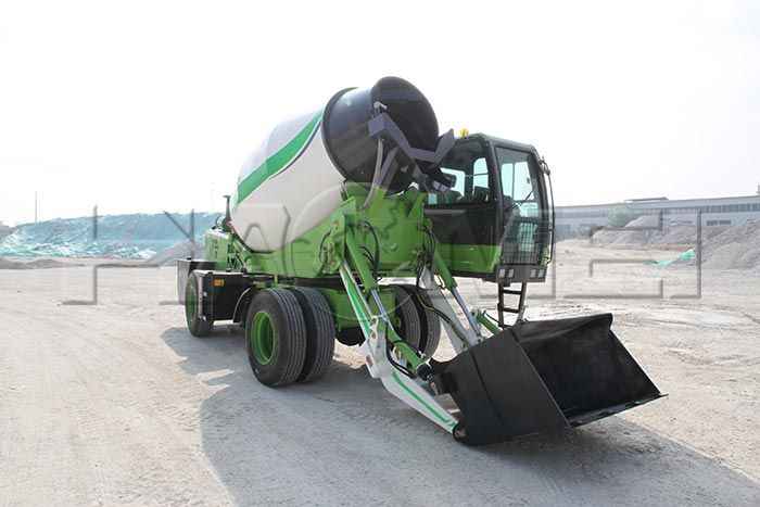 How Does Self Mixing Concrete Truck Improve Construction Efficiency
