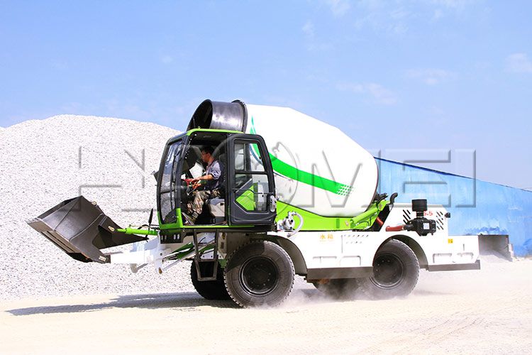 2024 new self-loading concrete mixer for Sale in Nepal