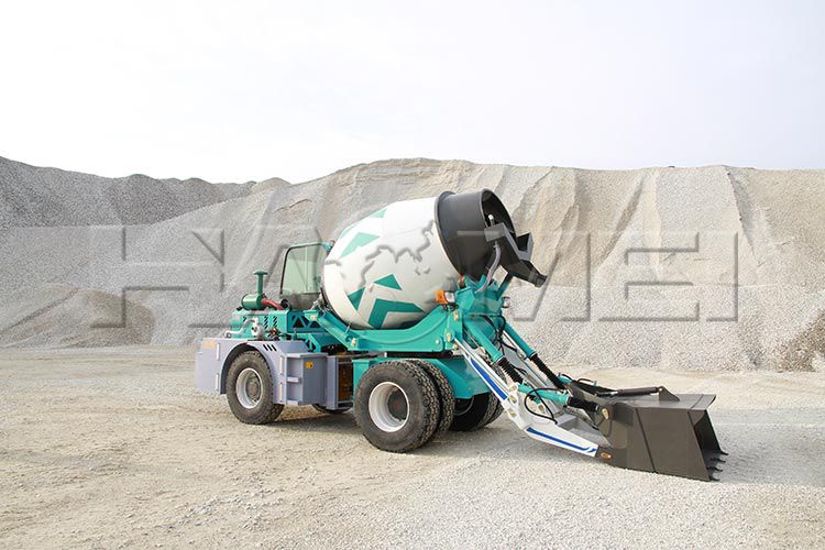 A Rough Terrain Concrete Mixer: Self Concrete Mixer Truck
