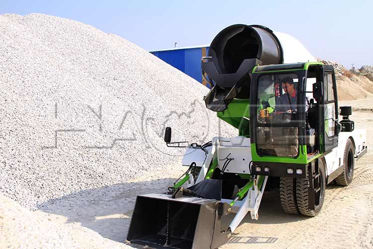 What Are The Main Spare Parts of Self Loading Concrete Mixer Truck