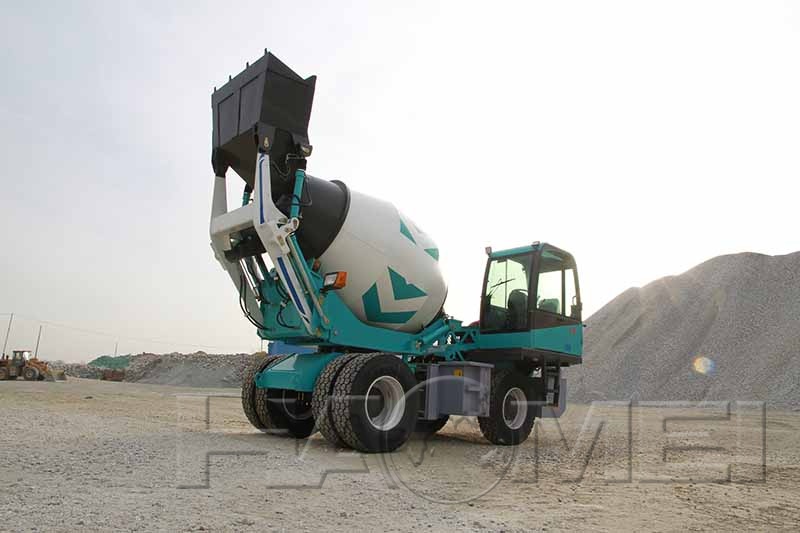 2.6m3 Self Loading Concrete Mixer